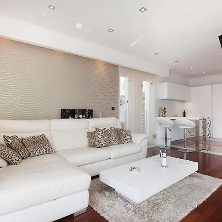 펜션 Cozy In With Wifi *