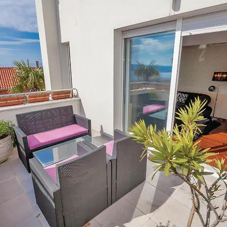 Feriehus Cozy In With Wifi Crikvenica