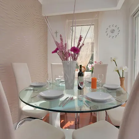 Cozy In With Wifi Feriehus Crikvenica