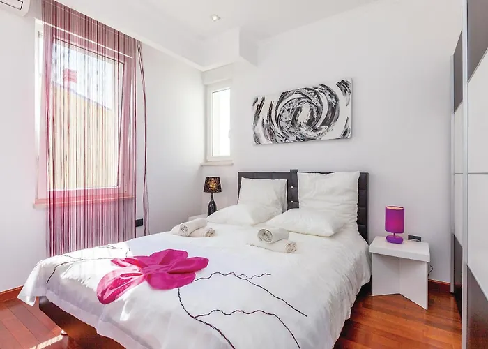 Cozy In With Wifi * 크리크베니카